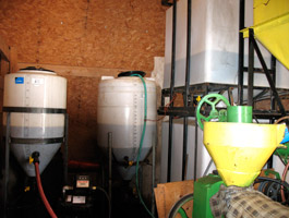 Cone bottom settling tanks, square storage tanks, & Chinese press